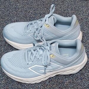 New Balance Women's Sky Blue Sneakers